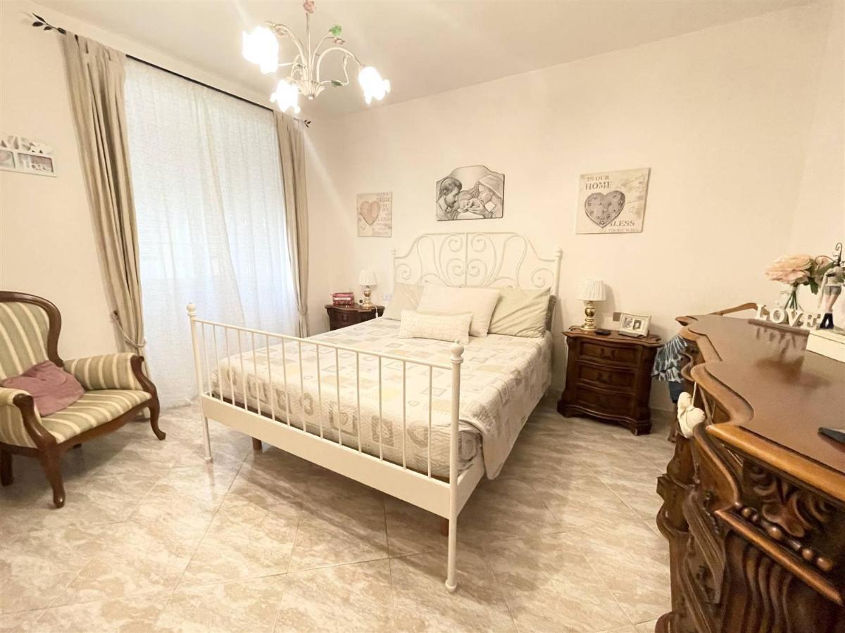 Appartamento Bellavista Castelnuovo Magra Bagian luar foto