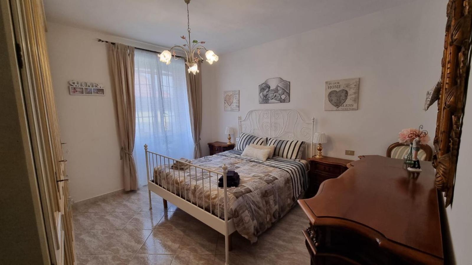 Appartamento Bellavista Castelnuovo Magra Bagian luar foto